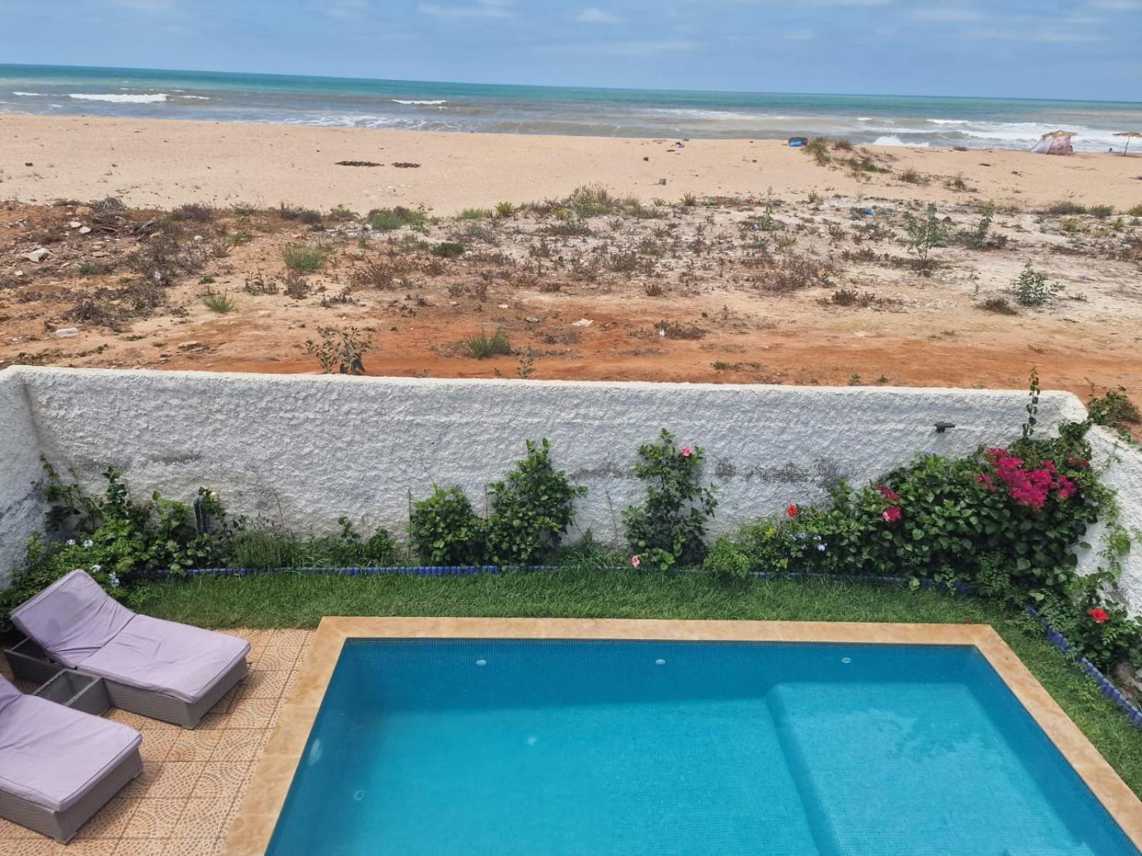 La Petite Villa Avec Piscine Pieds Dans L'Eau Sidi Rahal  Εξωτερικό φωτογραφία